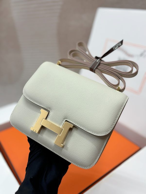 Hermès Constance 18 Craie Epsom Gold Hardware